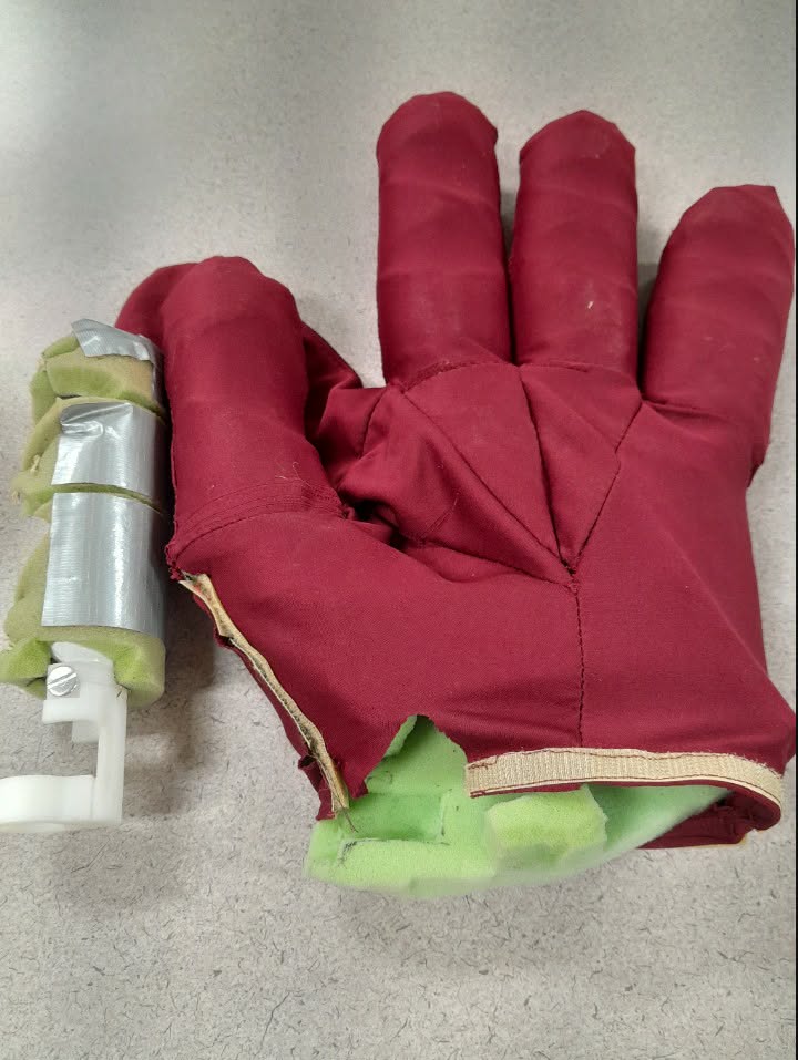 Kalamazoo cosplay community members connecting